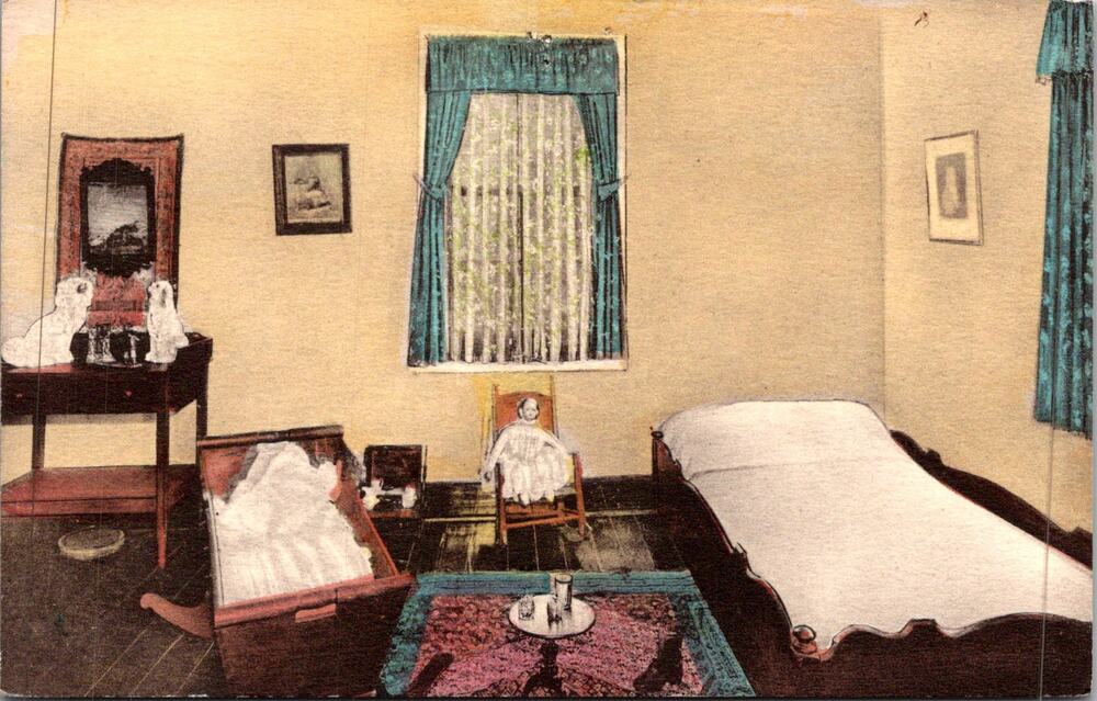 Ash Lawn Home of James Monroe Nursery Vintage Postcard SP17-17